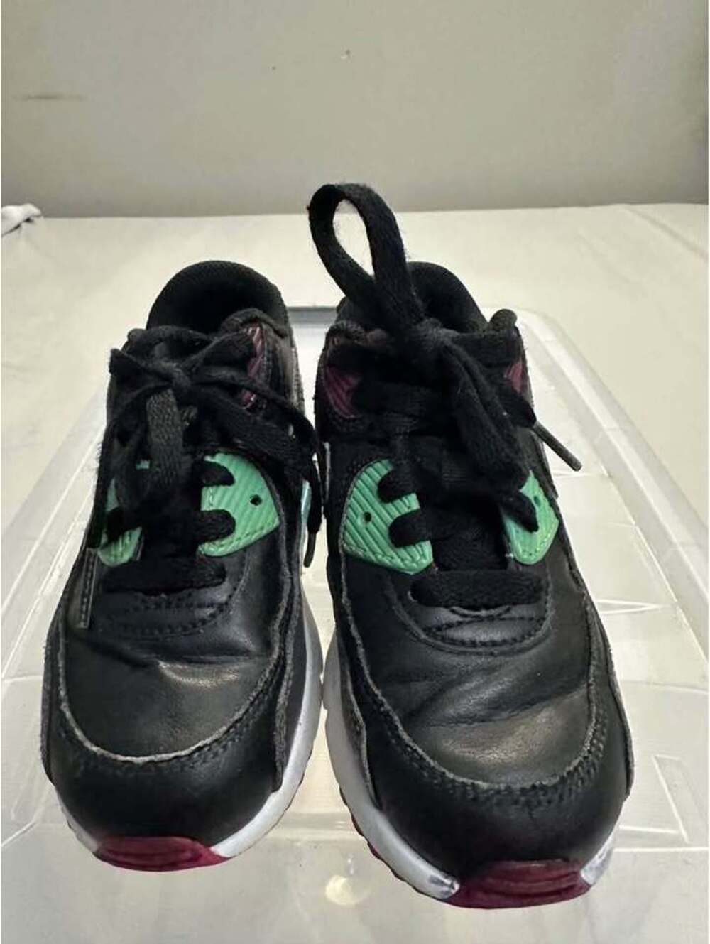 Nike Air Max 90 South Beach
Used Good Kids Size 11C $25